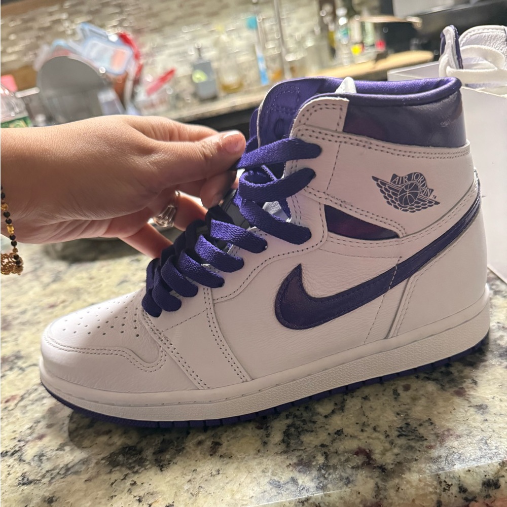 Air Jordan 1 Retro Court Purple Sneakers